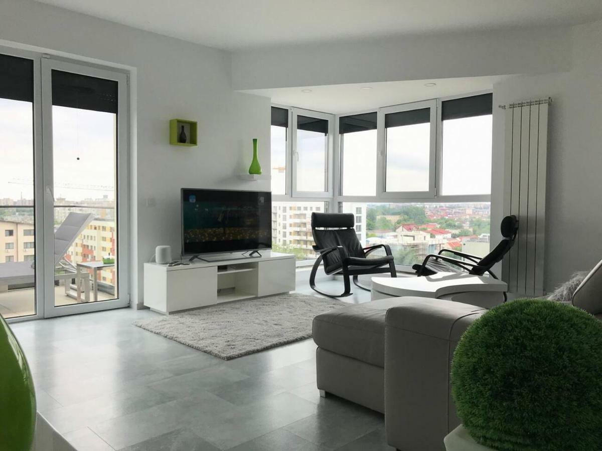 Luxury Westpark 2 Residence With Lake View Bucarest Exterior foto