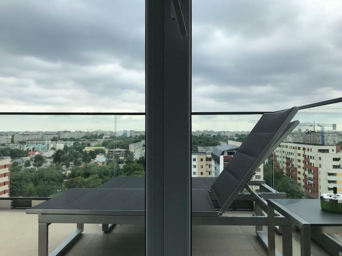Luxury Westpark 2 Residence With Lake View Bucarest Exterior foto
