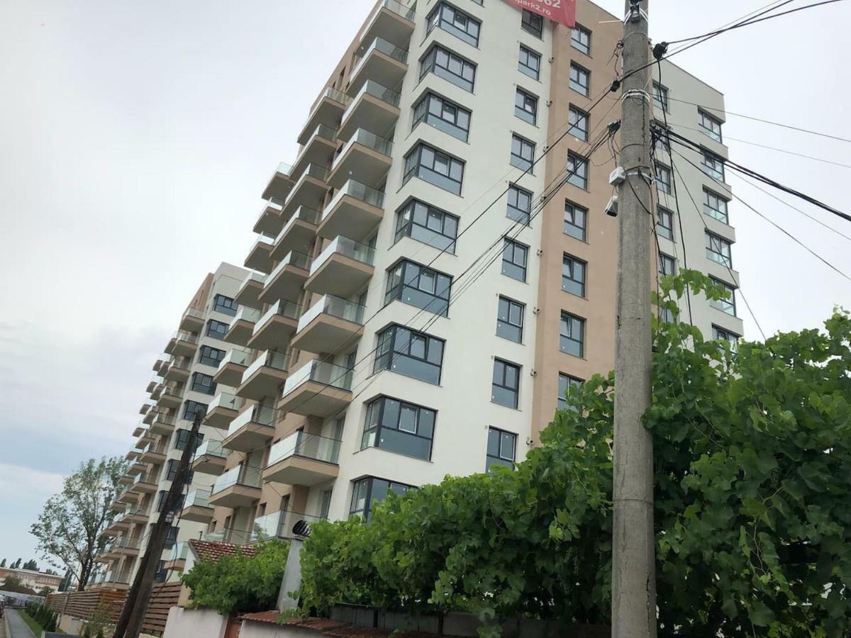 Luxury Westpark 2 Residence With Lake View Bucarest Exterior foto